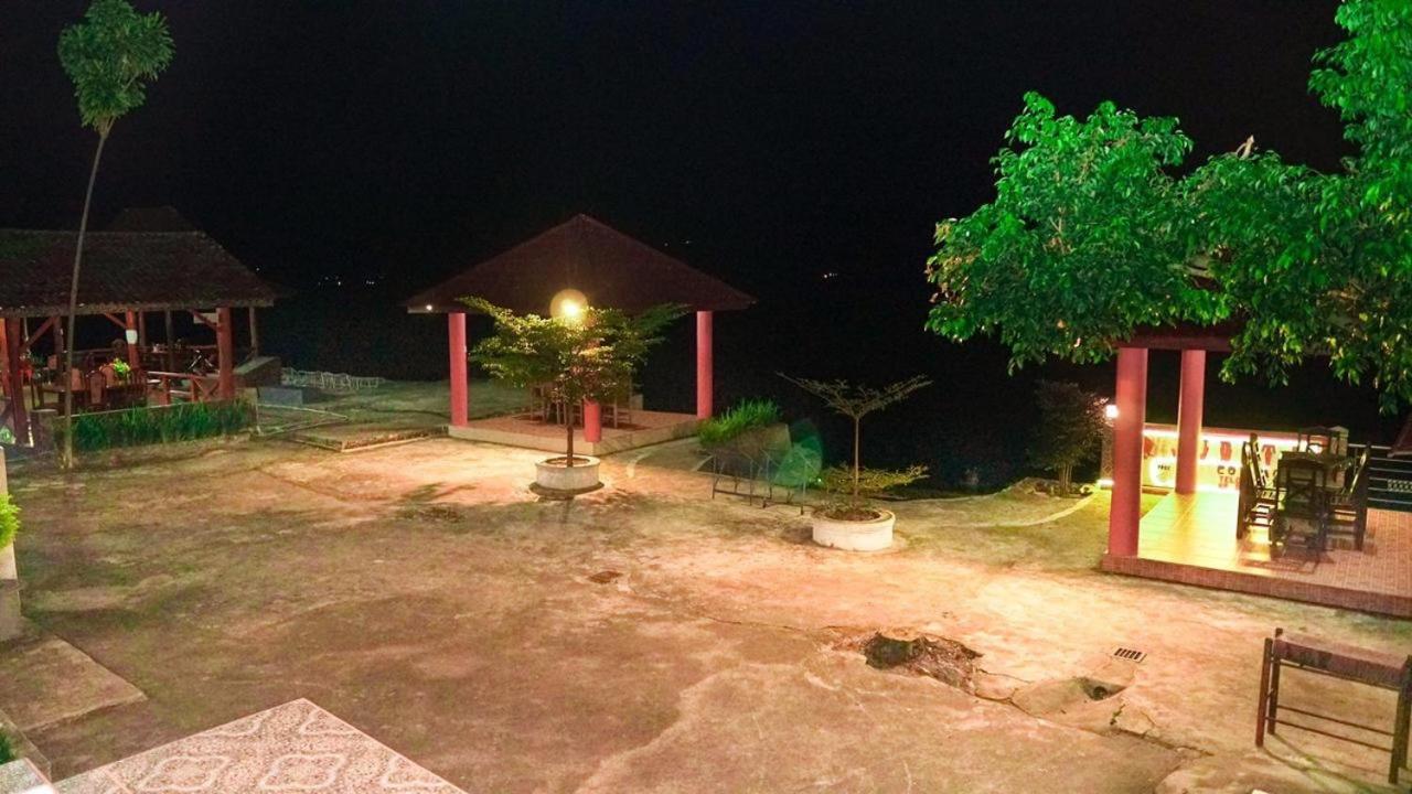 Judita Cottages Tuk Tuk Kültér fotó