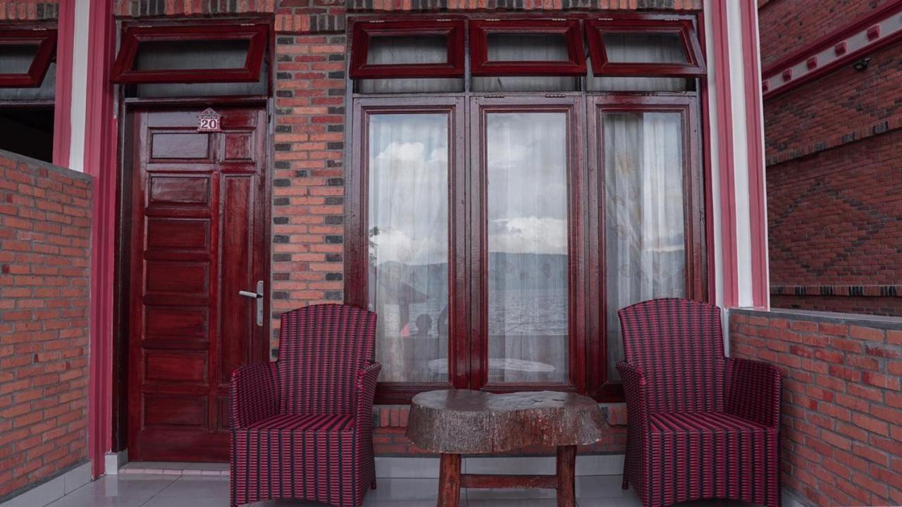 Judita Cottages Tuk Tuk Kültér fotó