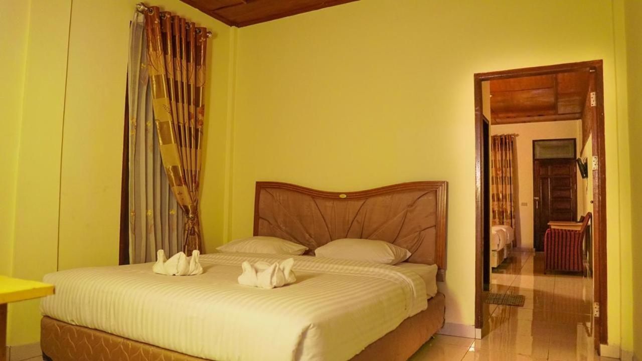 Judita Cottages Tuk Tuk Kültér fotó